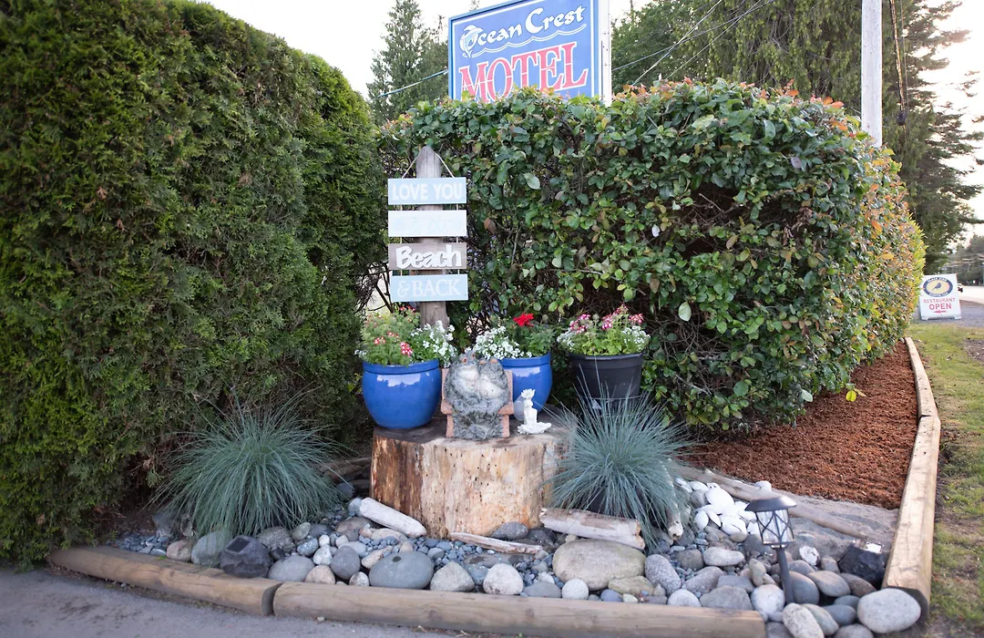 Ocean Crest Motel-1