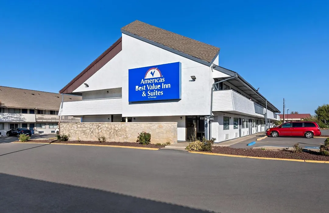 Americas Best Value Inn Kansas City East - Independence-1