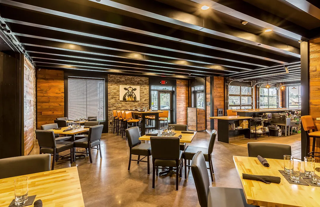 Cobblestone Hotel & Suites Hartford-1