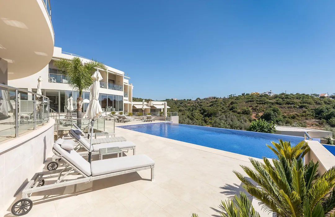 Caneiros Luxury House & Suites-1
