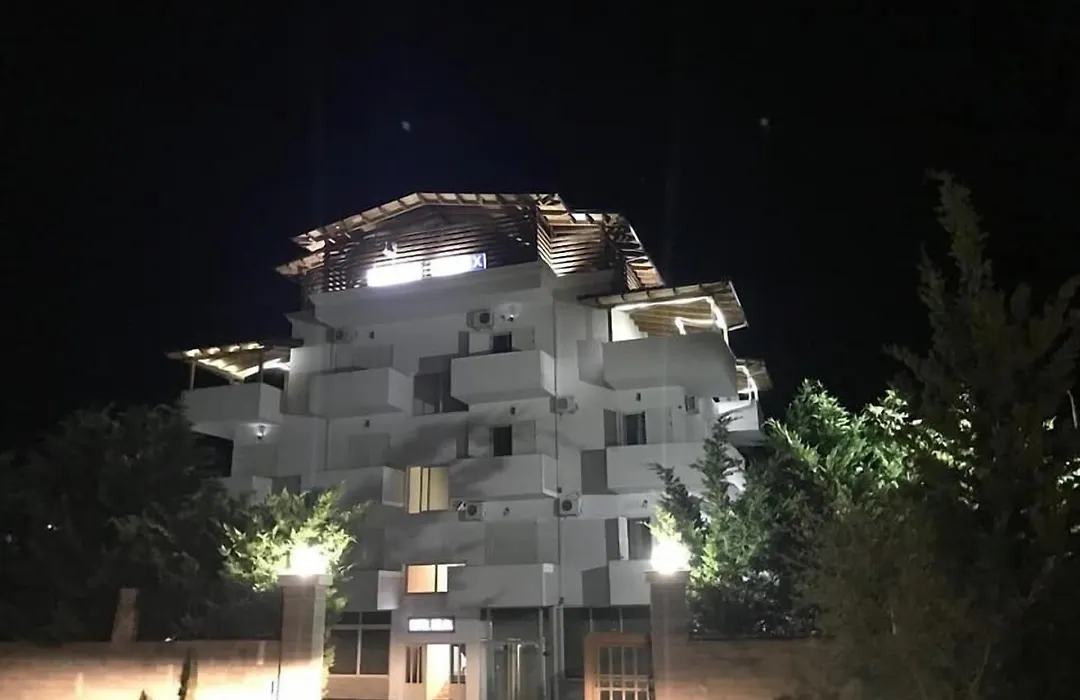 Hotel Relax Dhermi-1