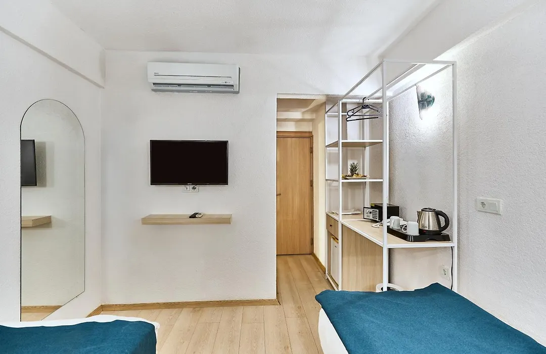 Mia Hill Suites-1