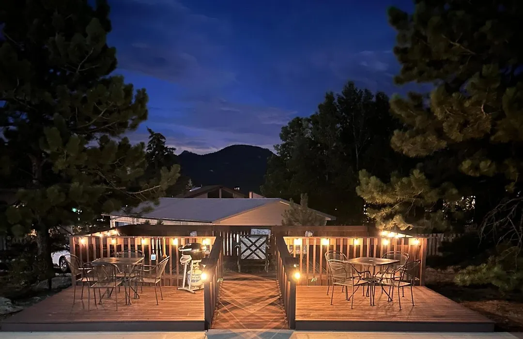 Columbine Inn (Adults Only)-1