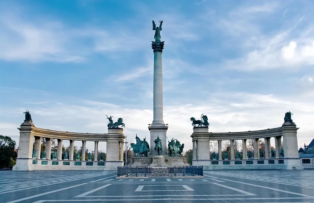 Ikonik Parlament-1
