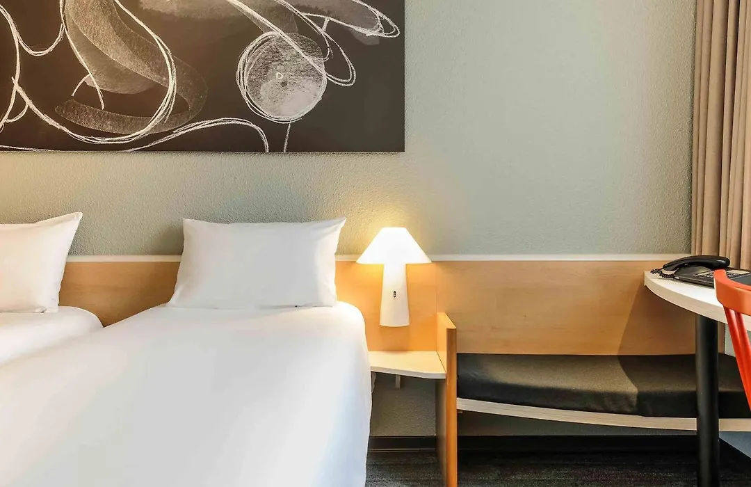 Ibis Hotel Hannover City-1