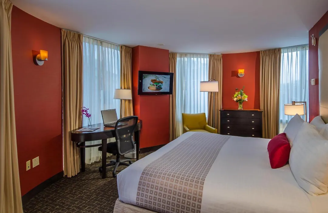 Beacon Hotel & Corporate Quarters-1
