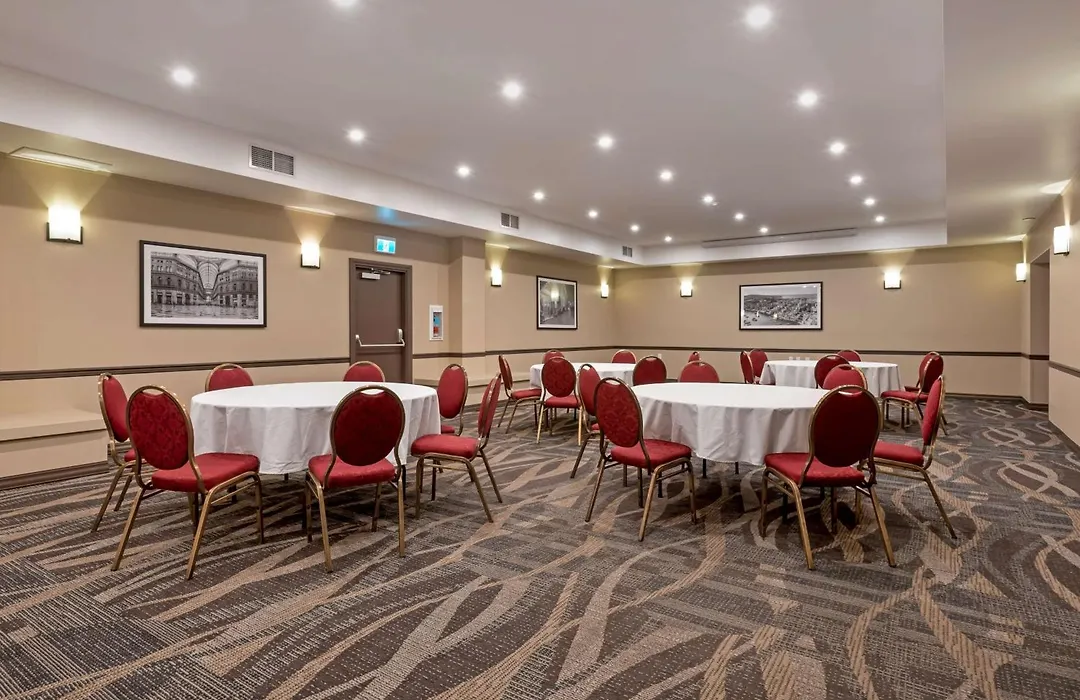 Best Western Plus Baker Street Inn-1