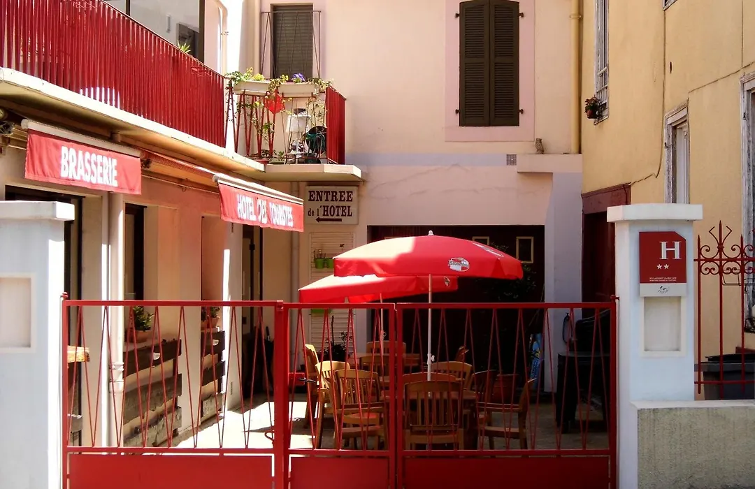 Hôtel des Touristes-1