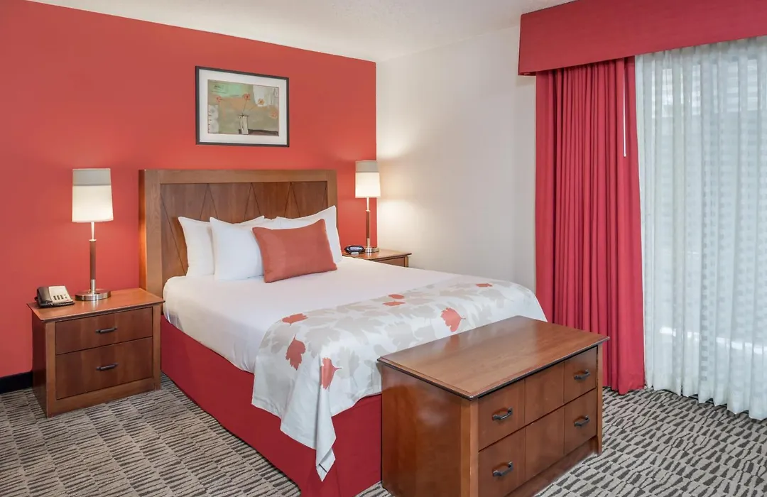 Value Suites Extended Stay - St Louis-1