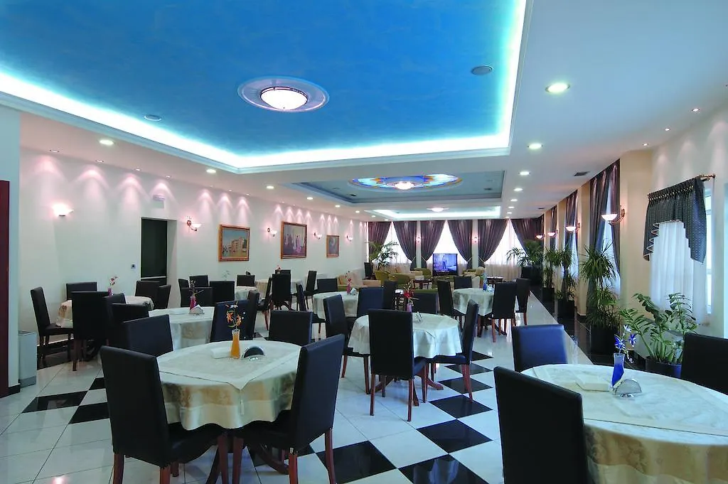 Hotel Platon-1