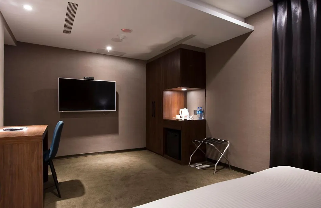 Noble Hotel-1