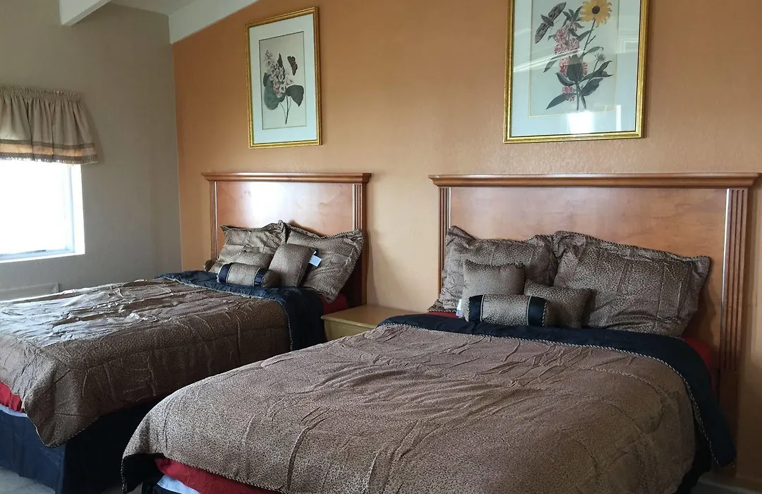 Pelican Inn & Suites-1
