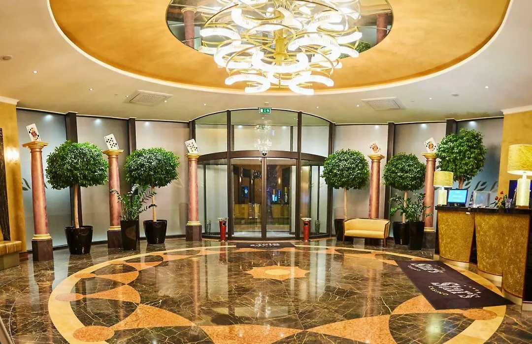 Casino&Hotel Admiral Alzbetin-1