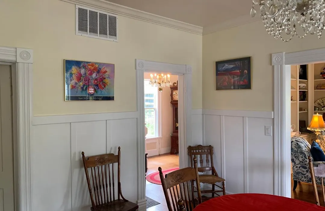 Katys Inn-1