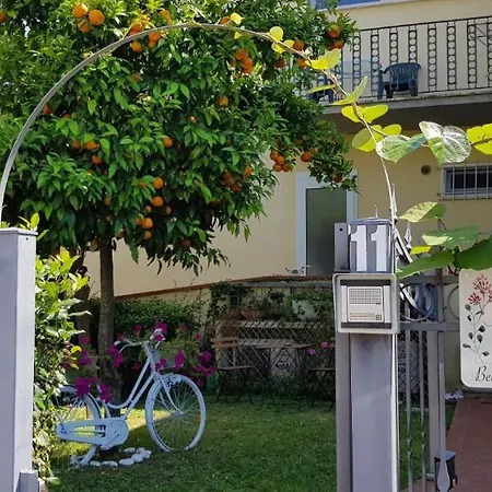 Villa Noemi Bed&Breakfast-2