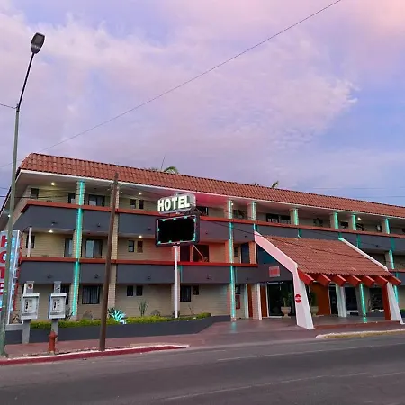 Hotel La Finca-2