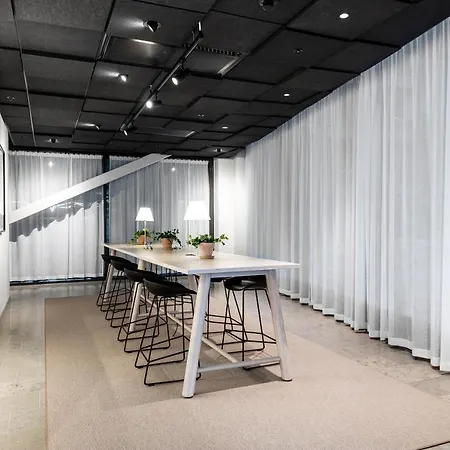 Biz Apartment Bromma-2