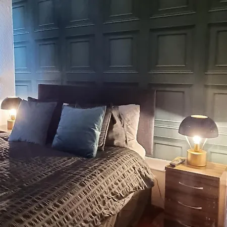 Lynbar Hotel-2