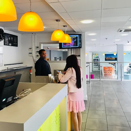 Ibis Styles London Excel-3