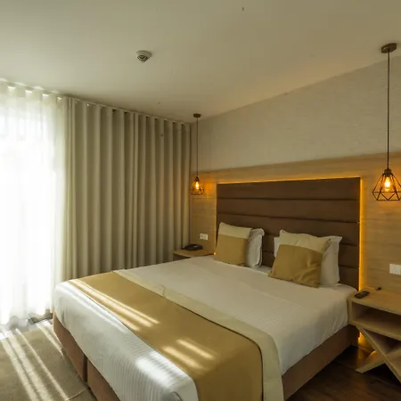 THE ONE Grand Hotel da Póvoa - by MHMB Hospitality-3