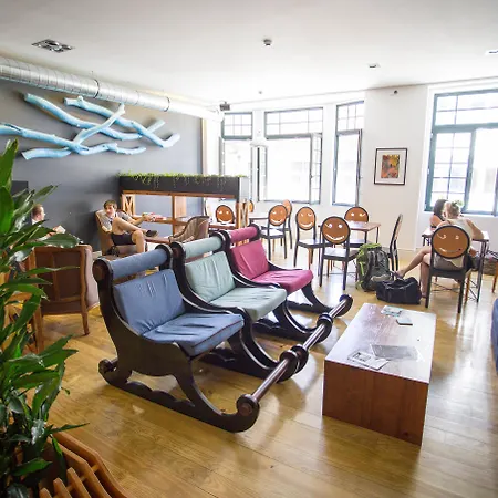 Nice Way Porto Hostel-3