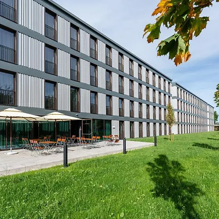 Freshsuites & Bar-3
