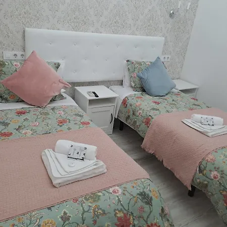 Hostal Milan-2