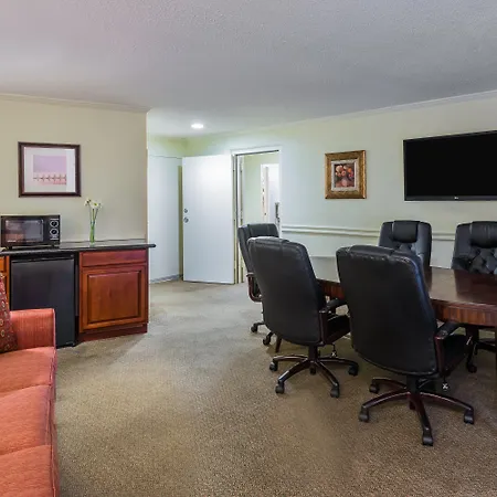 Holiday Inn Mobile Downtown Historic District By Ihg-3