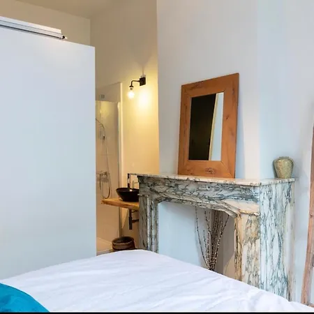 Bohemian City Loft-2