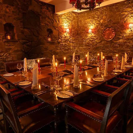 Knipoch House Hotel-2