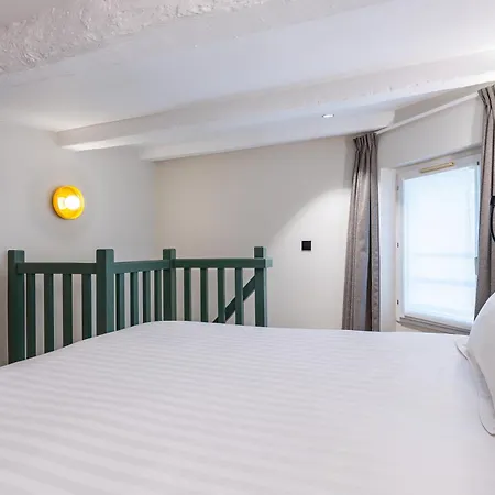 Hotel Elysee Secret-2