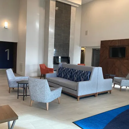 Holiday Inn Express & Suites Port Washington By Ihg-3