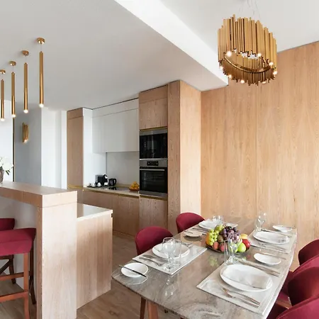 The Bentley Luxury Hotel & Suites-3