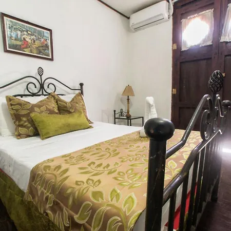 Hotel Los Balcones Leon-2