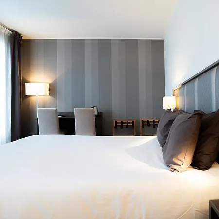 Hotel De Flore - Montmartre-3