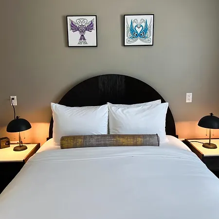 Edgewater Hotel-2
