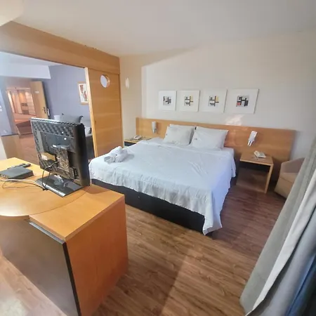 Flat no Golden Tulip By Rei dos Flats-3