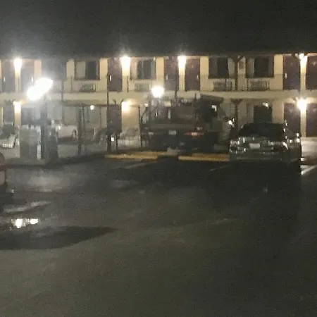 The Inn At Mexia-2