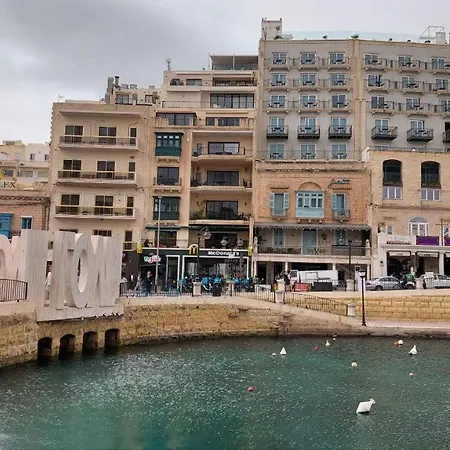 Malta Crown Guesthouse-2