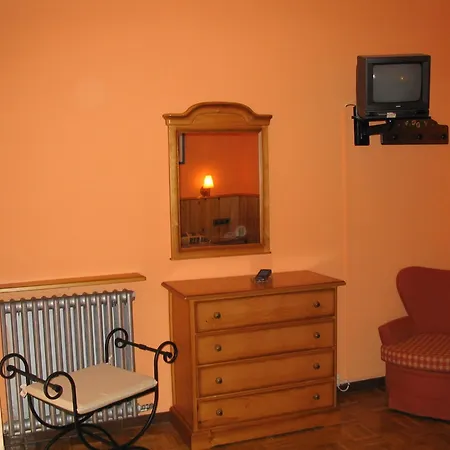 Hotel Escalar-3