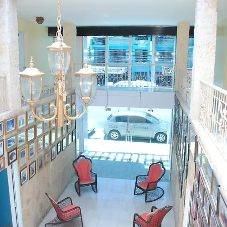 Hotel Frano Romana Center-3