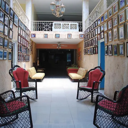 Hotel Frano Romana Center-2