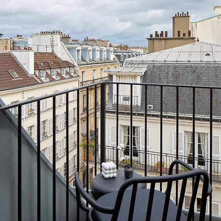 Hotel Elysee Secret-3