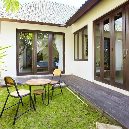 Artemis Villa Hotel-3