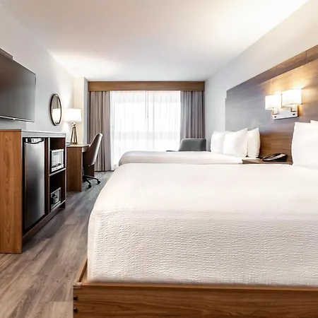 Atrium Hotel Vancouver-2