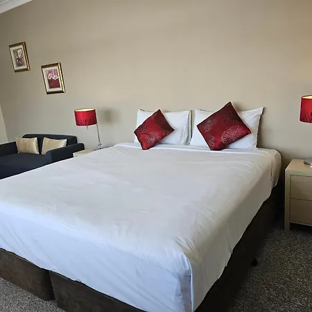Country Lodge Motor Inn-2