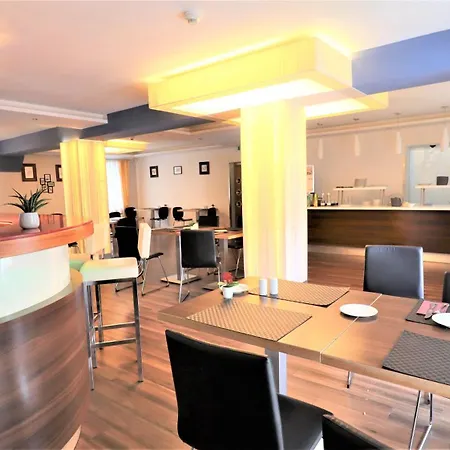 Hotel Flair-3