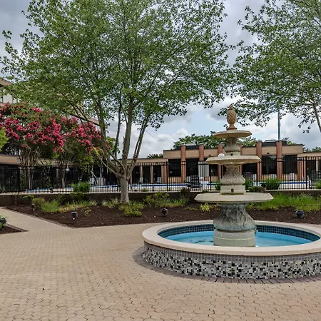 Solomons Inn Resort + Marina-3