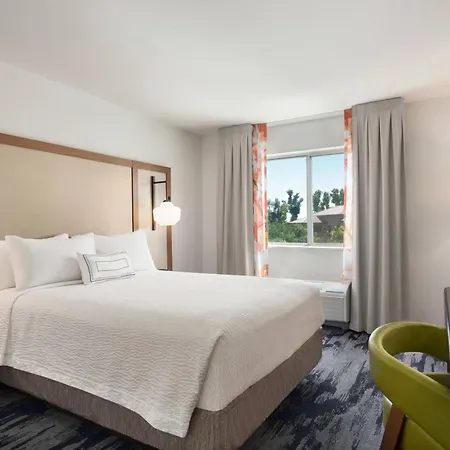 Fairfield Inn By Marriott Visalia Sequoia-3