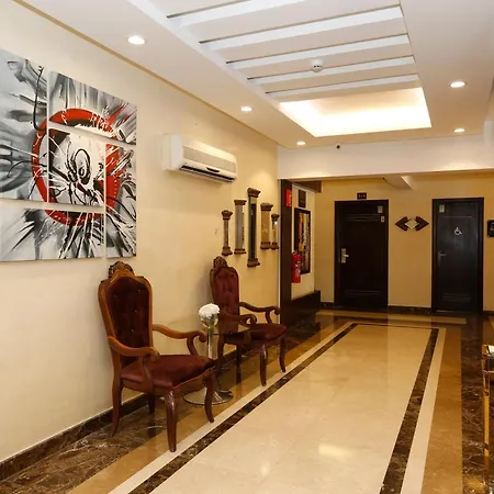 Hotelier Suites By Cantonal-2